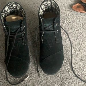 Toms Desert Wedge Bootie